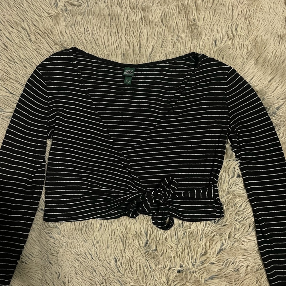 Wild Fable long sleeve blouse